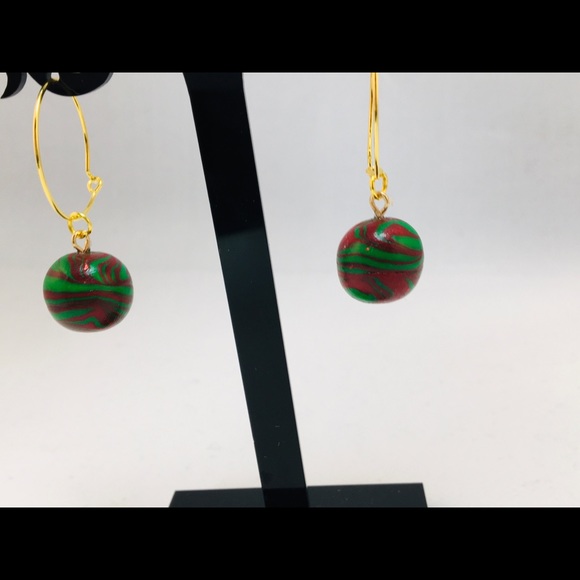 Unique Handmade Polymer Clay Bracelet & Earrings - Picture 10 of 10